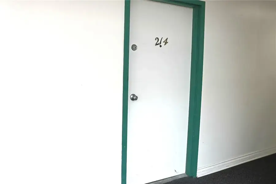 5585 E Pacific Coast Highway #214, Long Beach, CA 90804 - #2