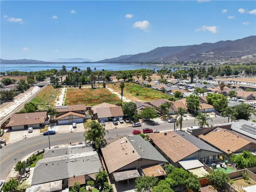 1105 Monroe, Lake Elsinore, CA 92530 - #3