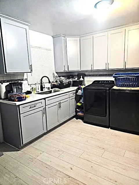 11830 S Normandie, Los Angeles, CA 90044 - #3