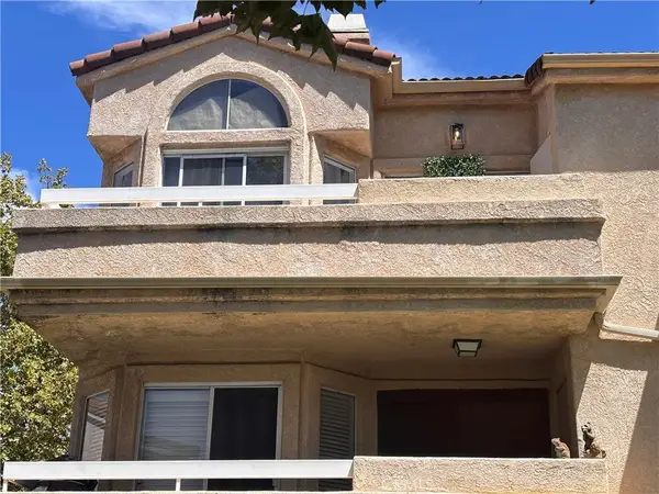 19834 Sandpiper Pl, Newhall, CA 91321