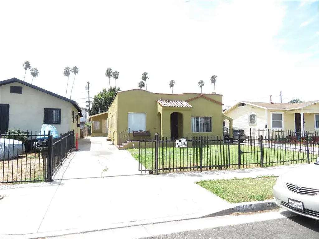 1438 W 95th Street West, Los Angeles, CA 90047 - #1