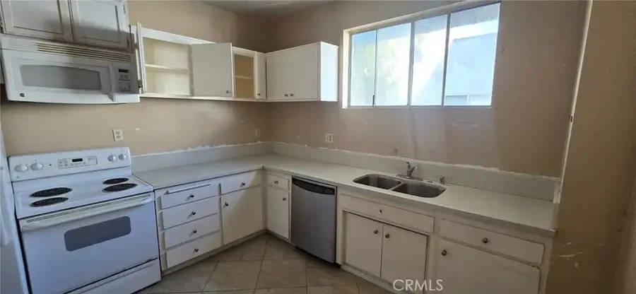 400 S La Fayette Park, Los Angeles, CA 90057 - #2