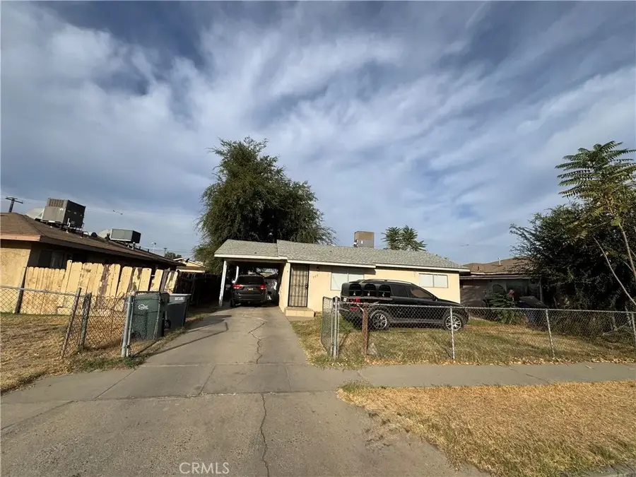 907 Kensington, Delano, CA 93215 - #2