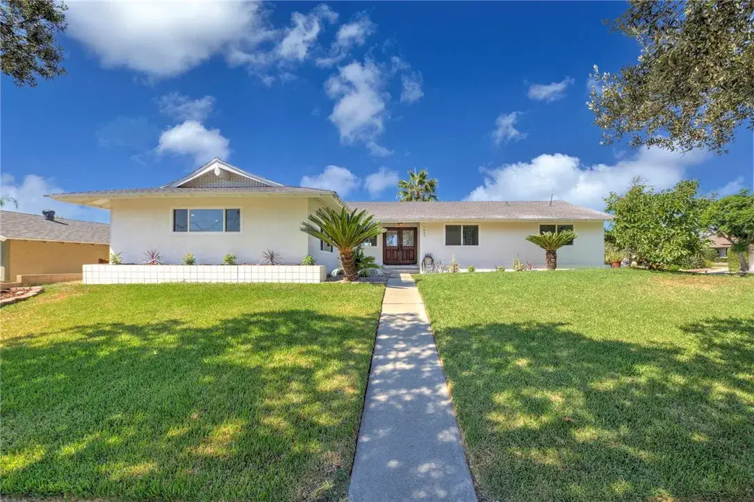 1629 Sumner, Claremont, CA 91711 - #1