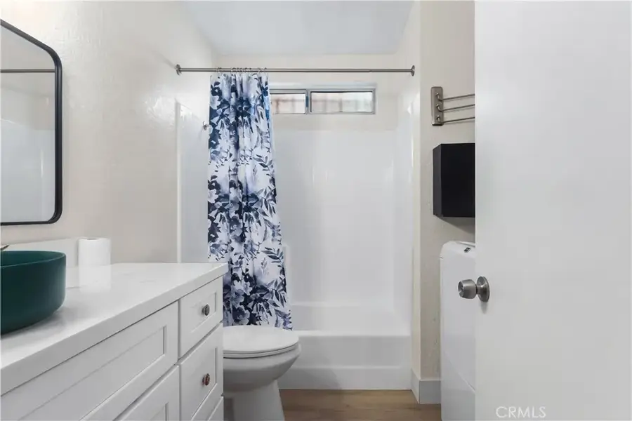 571 W Cypress Circle West, Compton, CA 90220 - #2