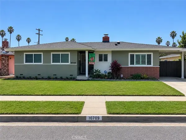 10709 S 8th Avenue, Inglewood, CA 90303