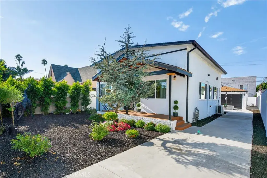 425 W 109th Street, Los Angeles, CA 90061 - Image #1