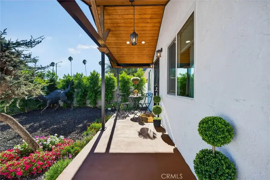 425 W 109th Street, Los Angeles, CA 90061 - Image #2