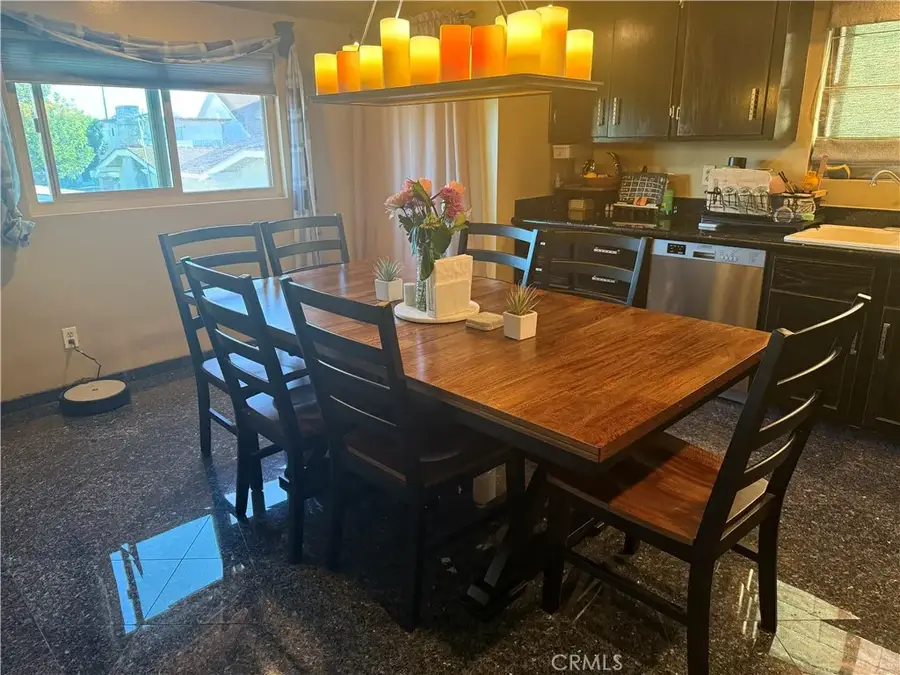 728 W 11th Street, San Pedro, CA 90731 - Image #2