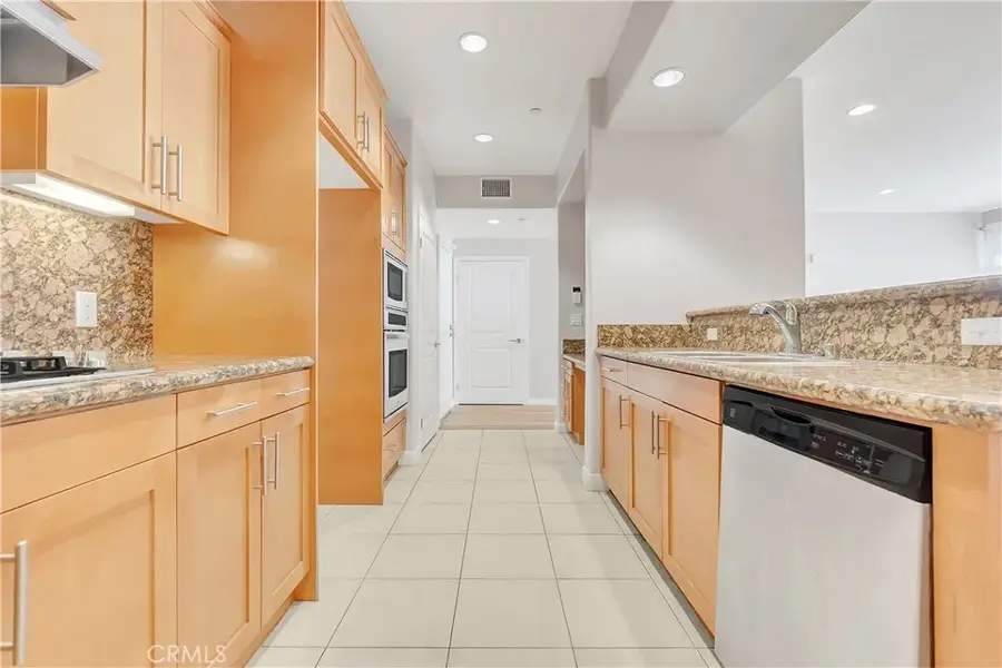 4821 Bakman #201, North Hollywood, CA 91601 - Image #3