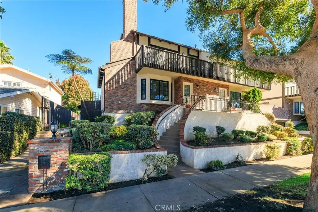 240 S Broadway #2, Redondo Beach, CA 90277 - Image #1