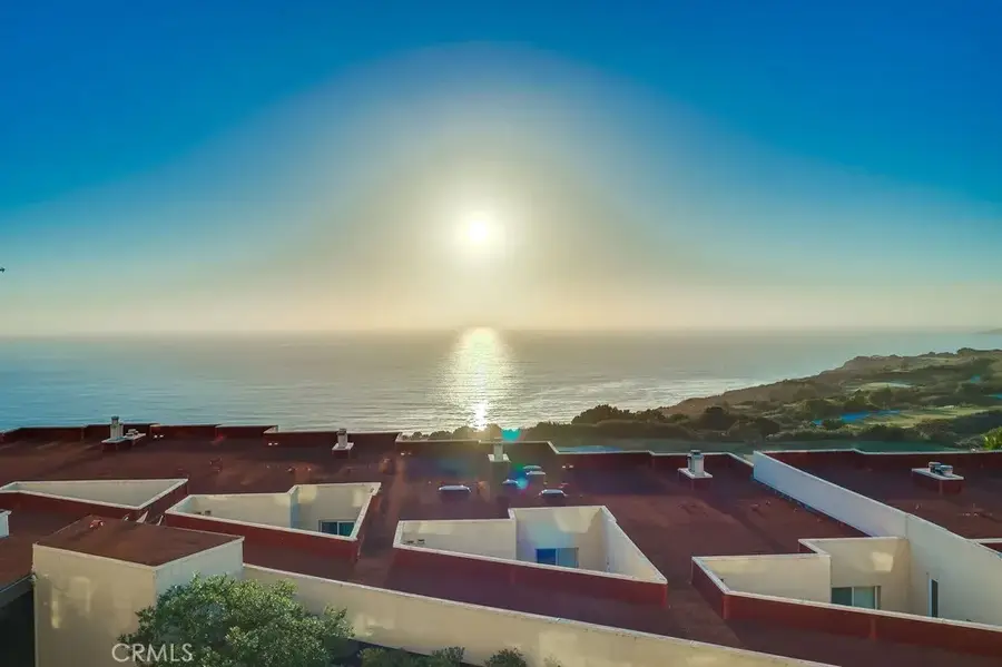 3200 La Rotonda Drive #611, Rancho Palos Verdes, CA 90275 - Image #3