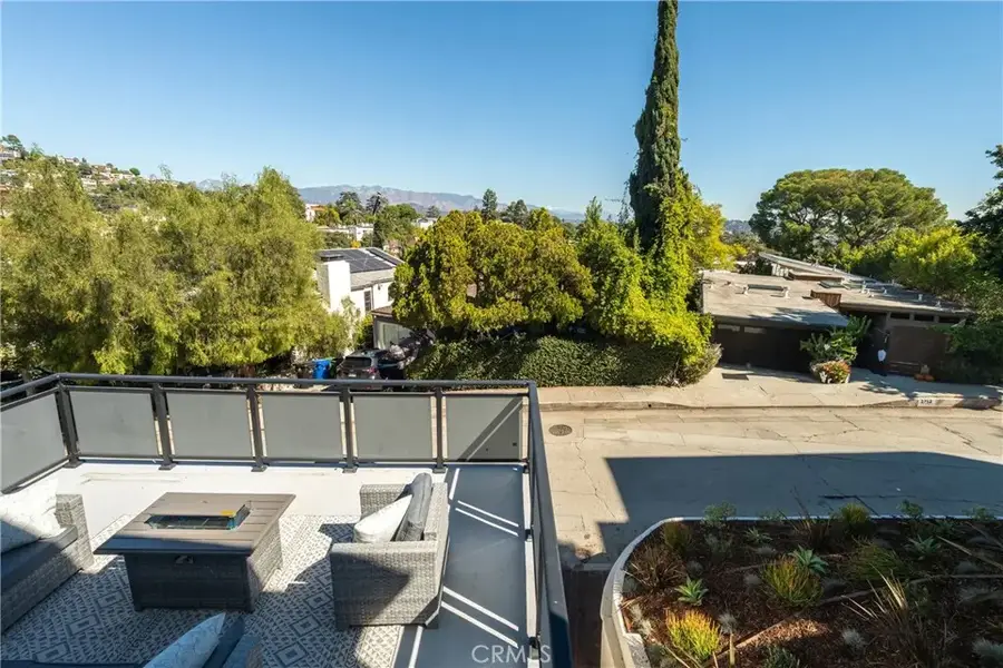 2255 Talmadge, Los Angeles, CA 90027 - Image #2