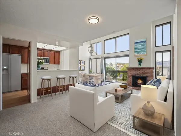 8180 Manitoba Street #302, Playa Del Rey, CA 90293