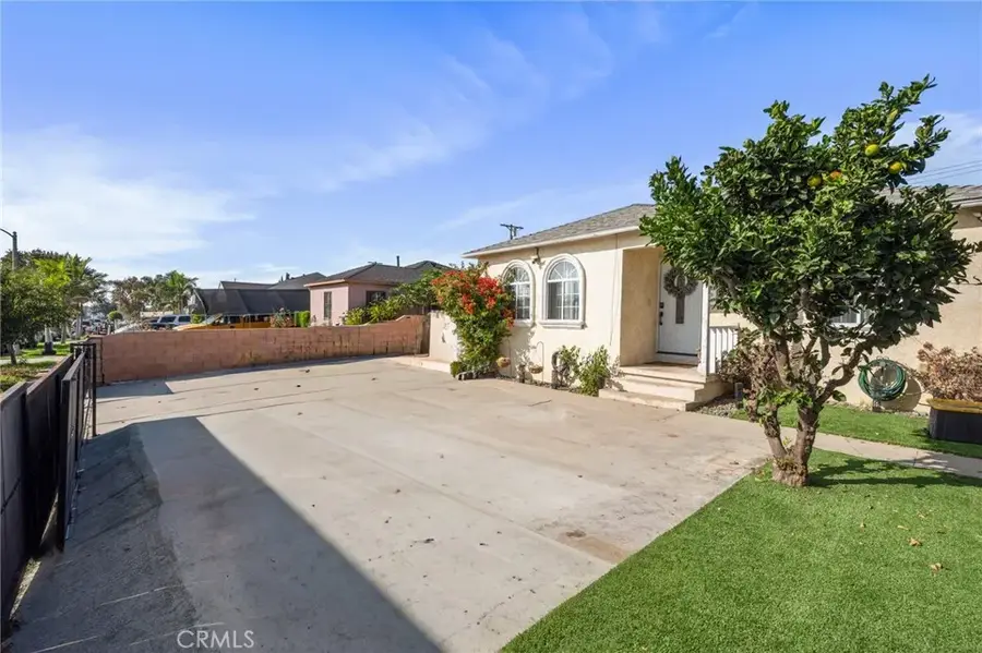 749 W 147th Street, Gardena, CA 90247 - Image #3