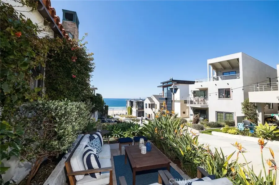 124 17th Street, Manhattan Beach, CA 90266 - Image #2