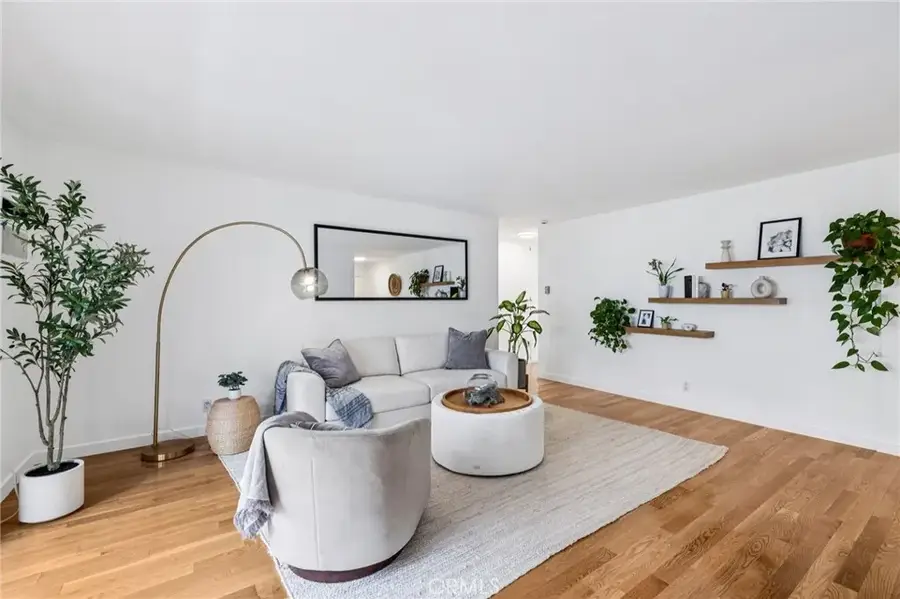 947 16th Street #5, Santa Monica, CA 90403 - Image #2