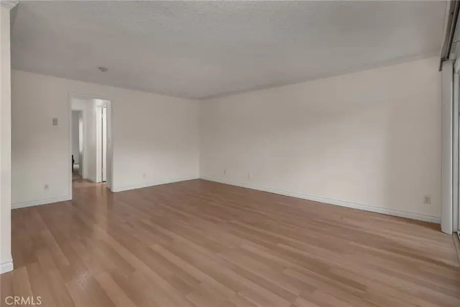 635 S Prospect #102, Redondo Beach, CA 90277 - Image #3