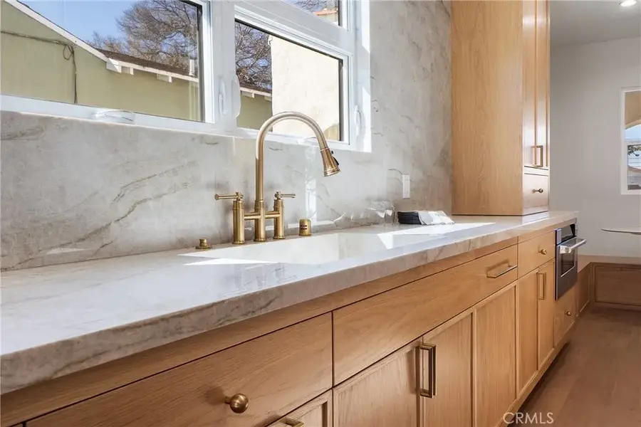 3924 Dublin, Los Angeles, CA 90008 - Image #2