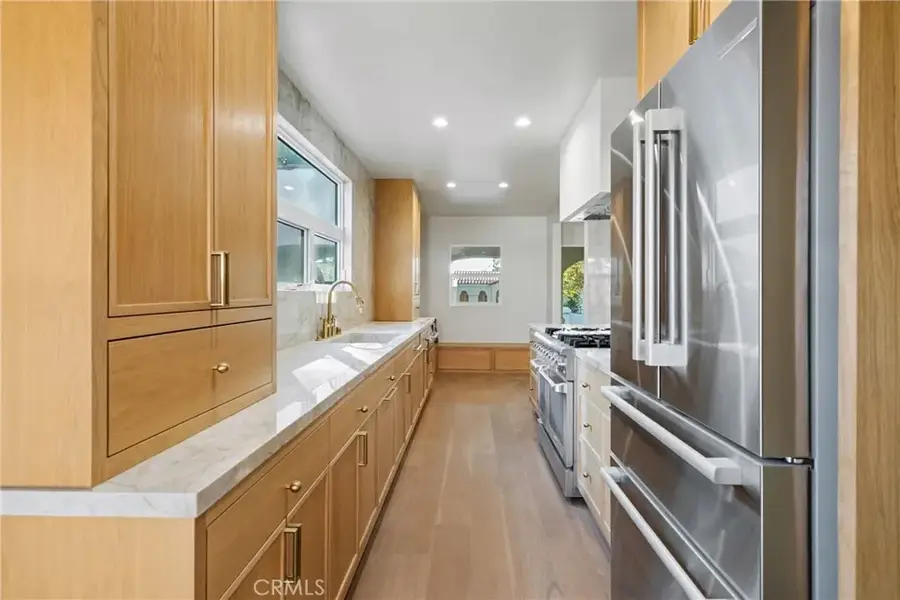 3924 Dublin, Los Angeles, CA 90008 - Image #3