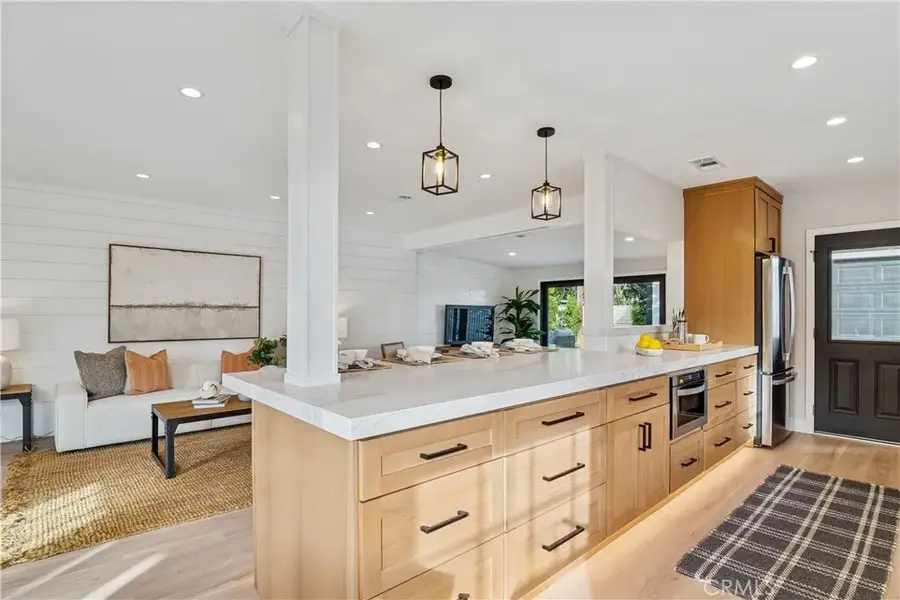 908 Fonthill Avenue, Torrance, CA 90503 - Image #2