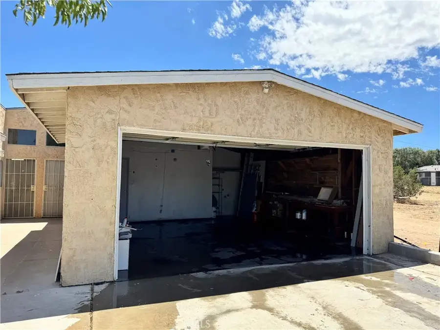 16209 Juniper Street, Hesperia, CA 92345 - Image #3