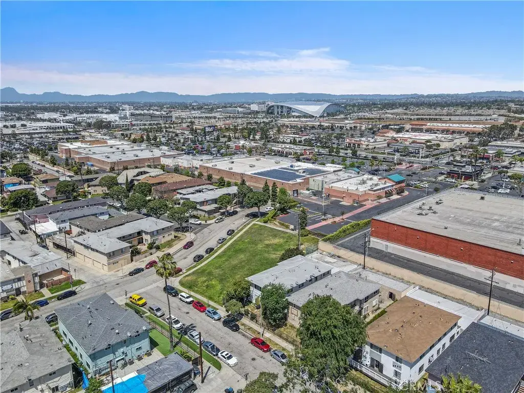 3205 Bartdon, Inglewood, CA 90303 - Image #1