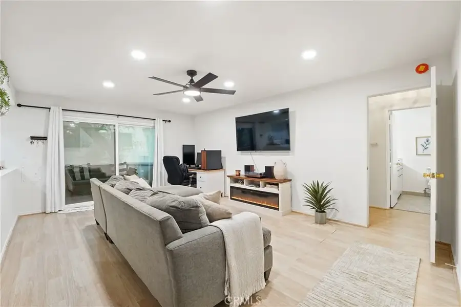 5000 S Centinela #101, Los Angeles, CA 90066 - Image #2