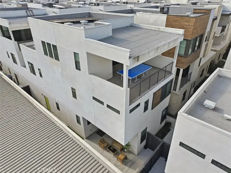 2144 Swallowtail Walk, Gardena, CA 90249 - Image #2