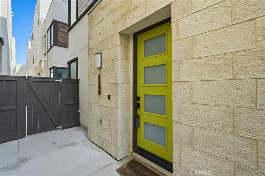 2144 Swallowtail Walk, Gardena, CA 90249 - Image #3