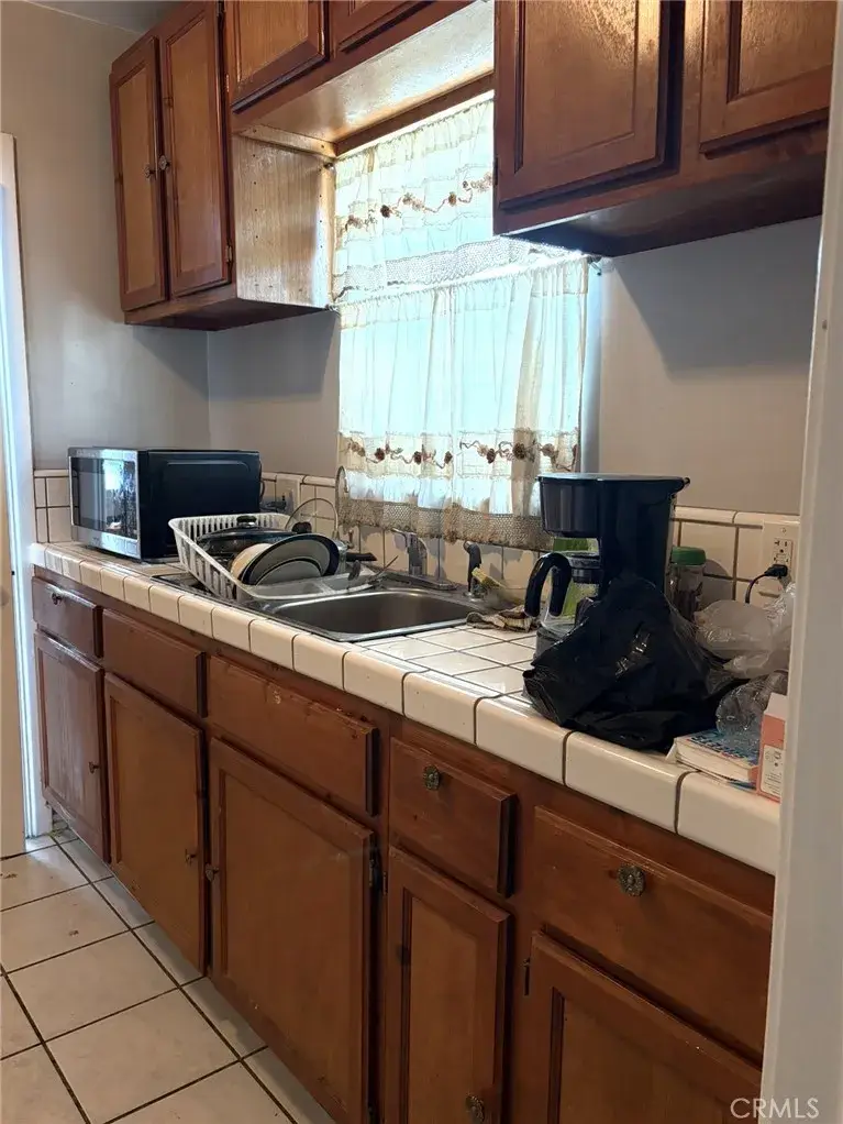 4323 W 105th Street, Inglewood, CA 90304 - Image #2