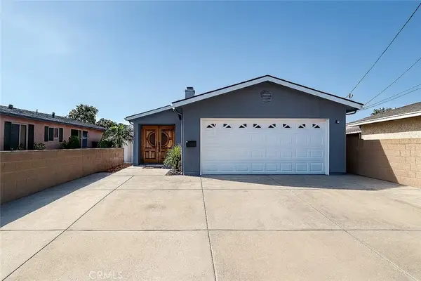 1049 Sanford Avenue, Wilmington, CA 90744