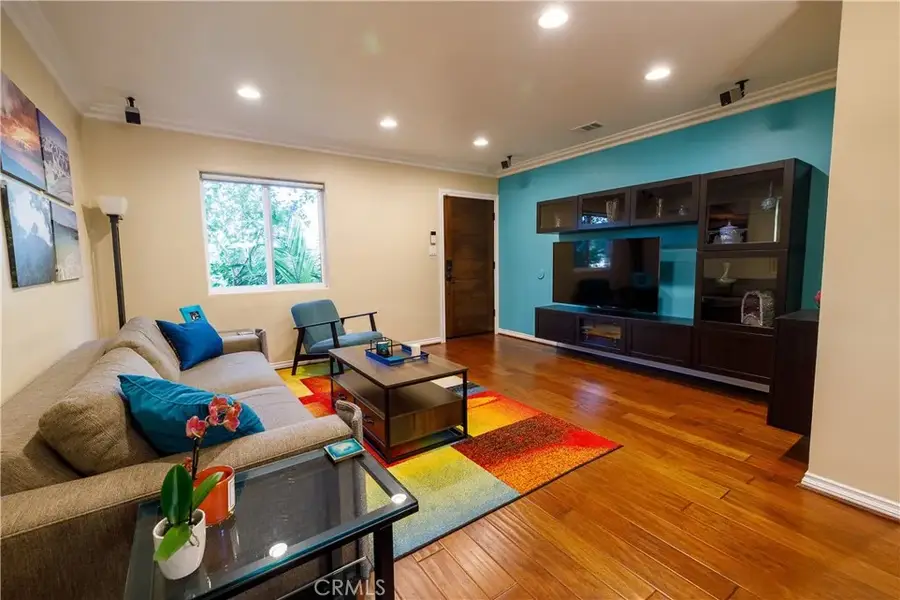 17726 Martha St., Encino, CA 91316 - Image #3