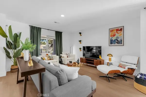 481 W Sunview, Palm Springs, CA 92262