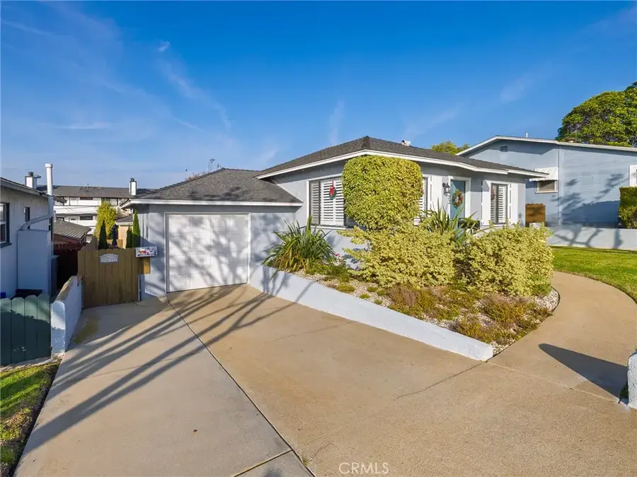 623 E Grand Avenue, El Segundo, CA 90245 - #2