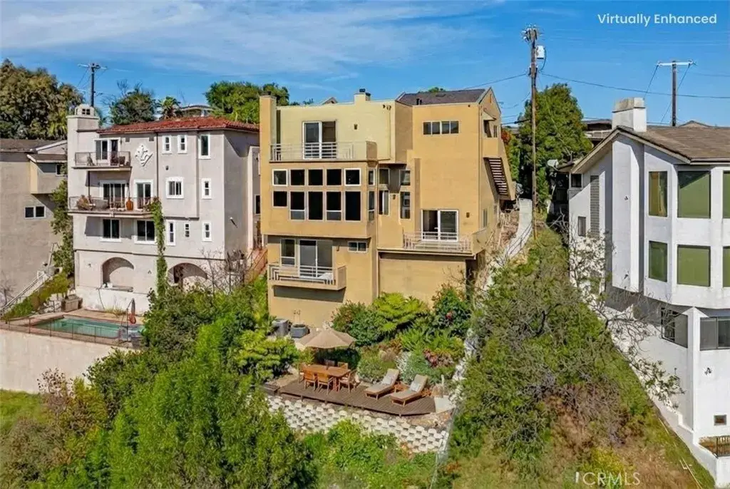 3671 Alta Mesa, Studio City, CA 91604 - #1