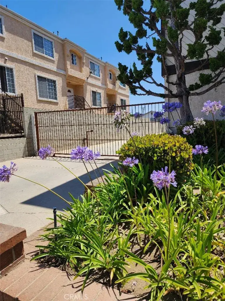 15116 S Raymond Avenue #104, Gardena, CA 90247 - Image #2