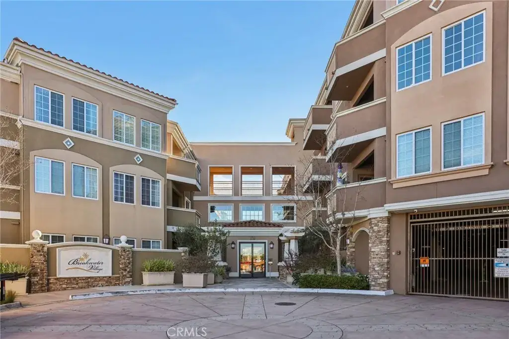 2750 Artesia Boulevard #206, Redondo Beach, CA 90278 - Image #1