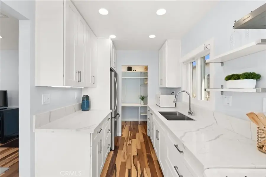 8911 Cattaraugus Avenue, Los Angeles, CA 90034 - #3