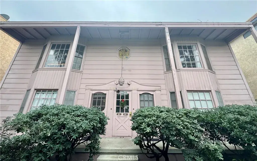 12944 Riverside Drive, Sherman Oaks, CA 91423 - Image #1