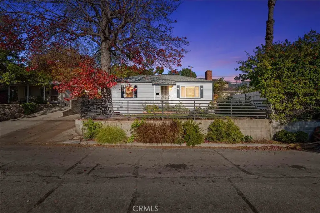 3611 4th Avenue, La Crescenta, CA 91214 - #1