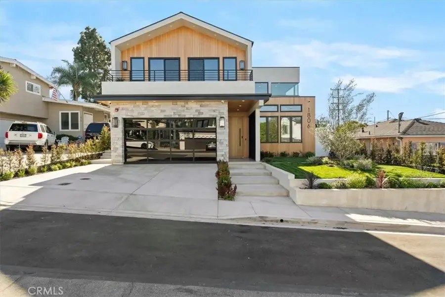 1806 6th Street, Manhattan Beach, CA 90266 - #3