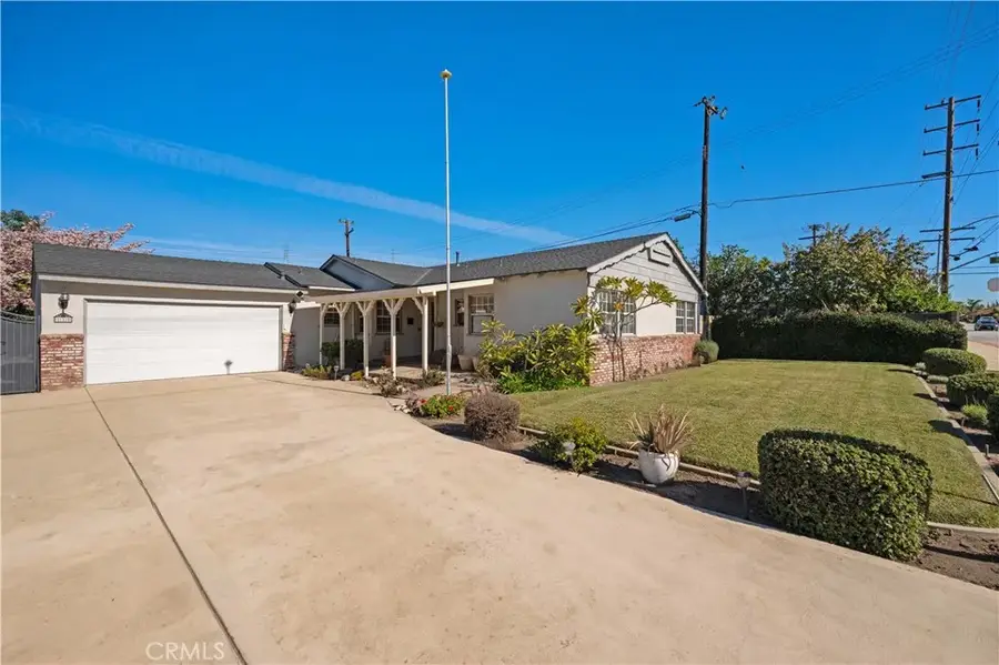 119 W Gladstone, Glendora, CA 91740 - #2