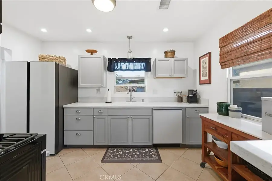 6013 Deerford Street, Lakewood, CA 90713 - Image #2