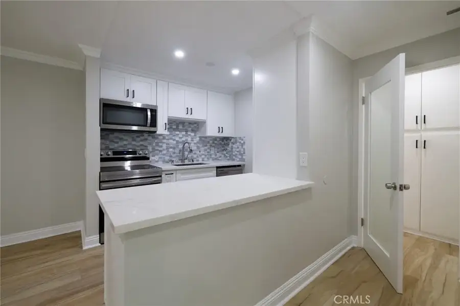 802 Camino Real #206, Redondo Beach, CA 90277 - #3