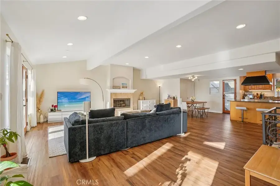 168 Ardmore Avenue, Hermosa Beach, CA 90254 - #3