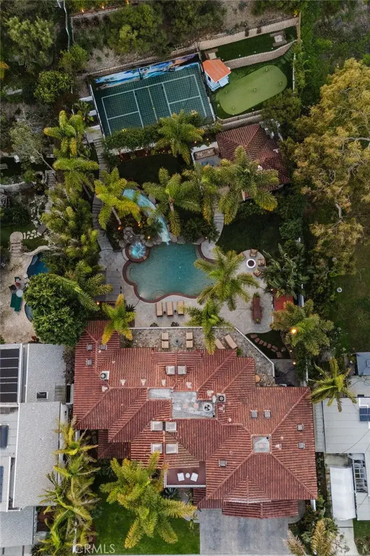 1807 Valley Park Avenue, Hermosa Beach, CA 90254 - Image #3