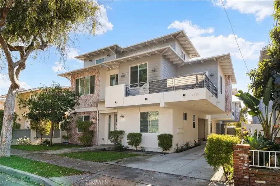 2410 Grant Avenue #A, Redondo Beach, CA 90278 - Image #2