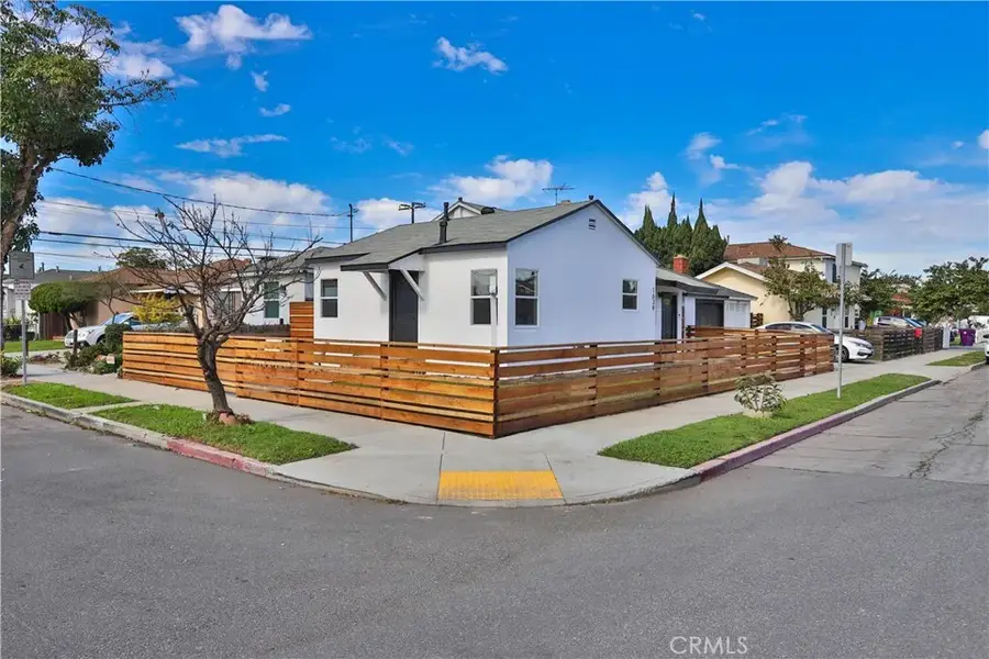 1639 E Hungerford Street, Long Beach, CA 90805 - #2