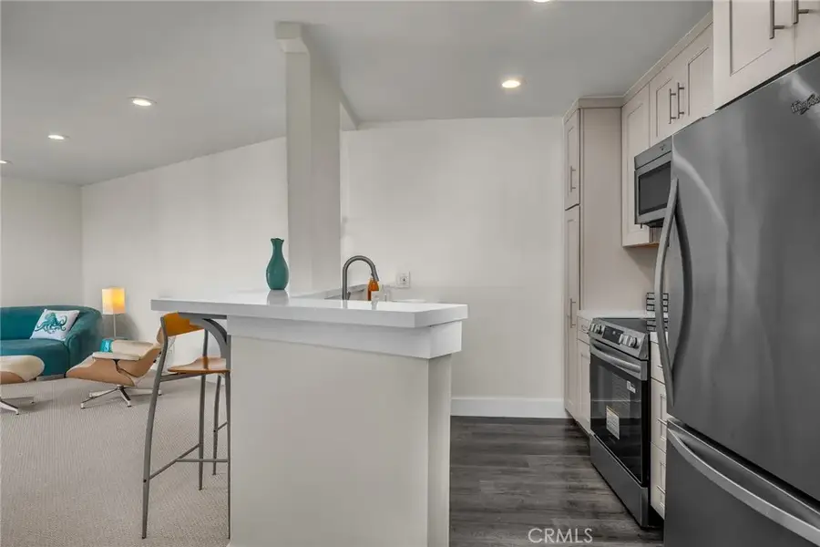 610 The Village, Redondo Beach, CA 90277 - Image #3